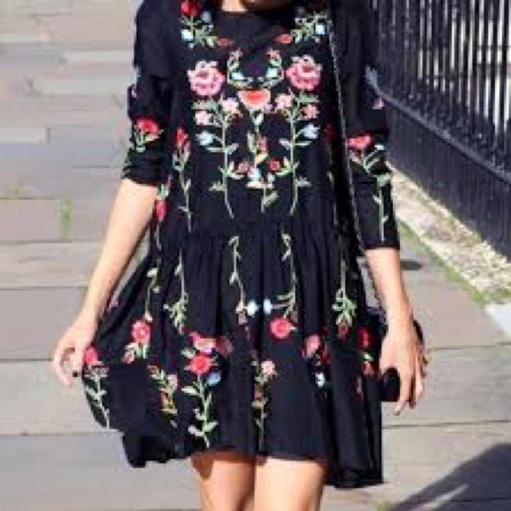 Zara Long Sleeve Embroidered Floral Mini Dress size S Black/ Multi - Picture 12 of 13